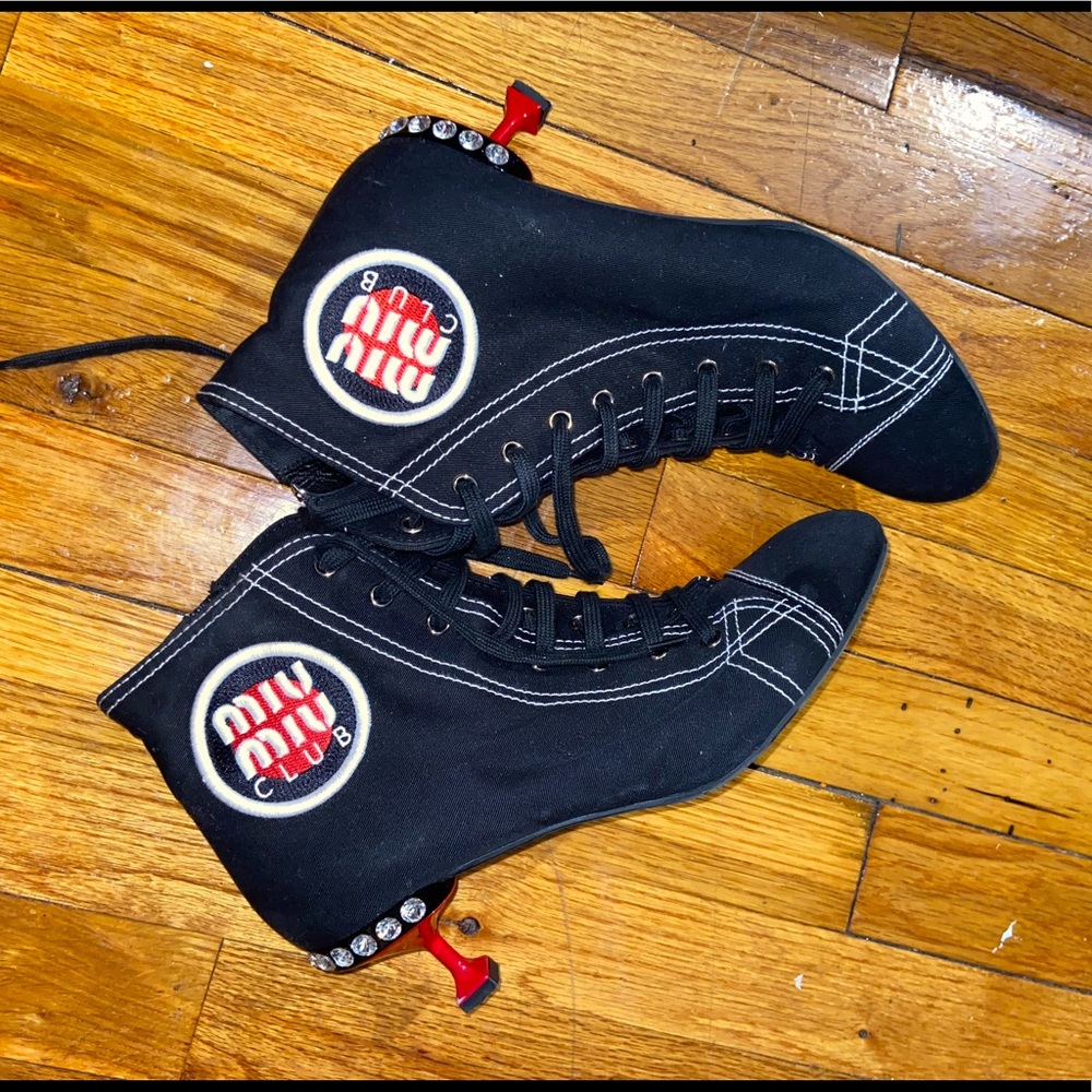 Miu Miu Contrast Stitch Logo-patch Canvas Boots